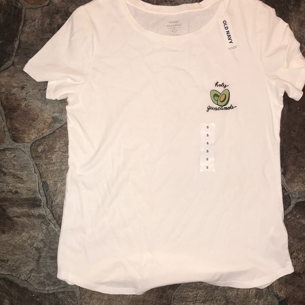 white old navy tee with design in corner